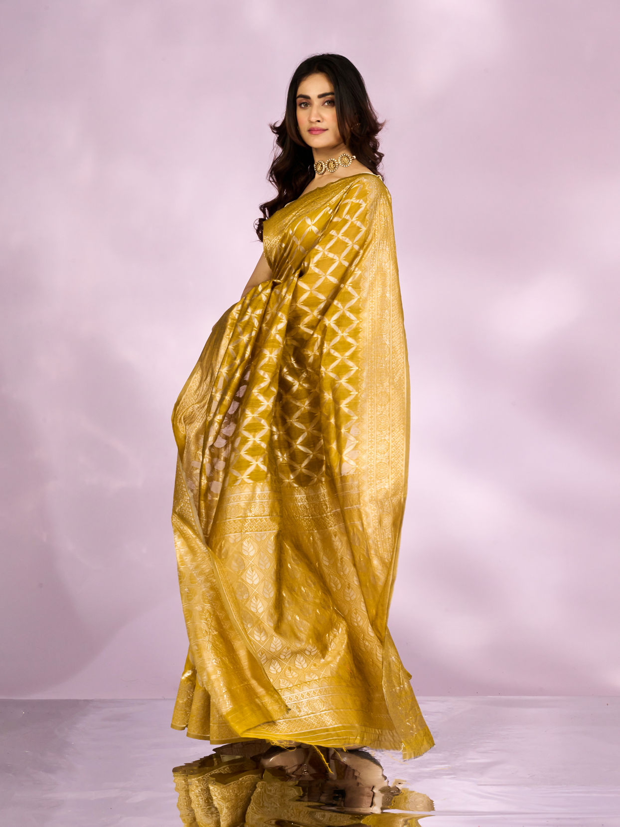 Mohey Women Yellow Art Silk Saree