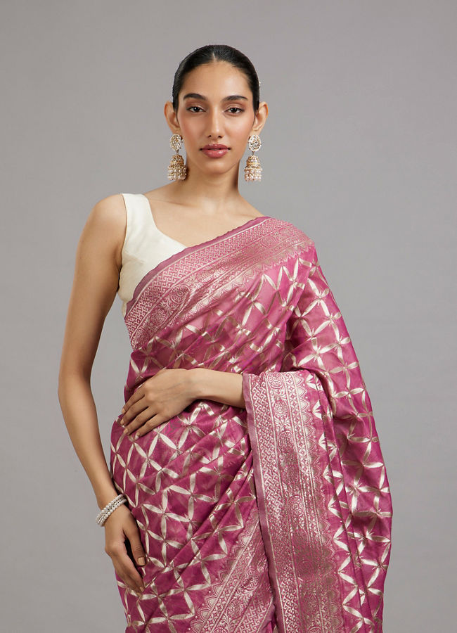 Mohey Women Purple Splendor Vibrant Saree