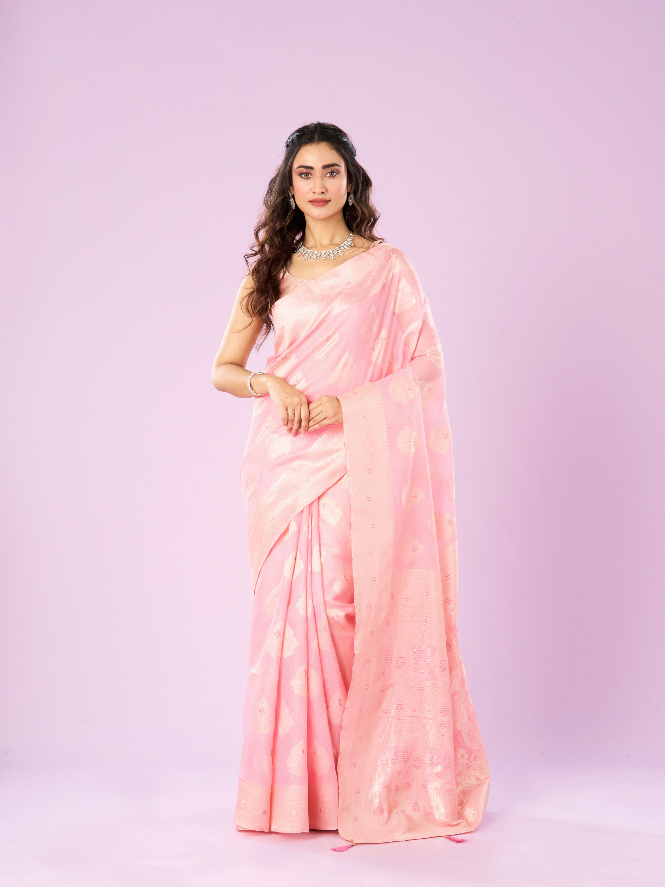 Mohey Women Pink Elegance Saree
