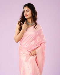 Mohey Women Pink Elegance Saree