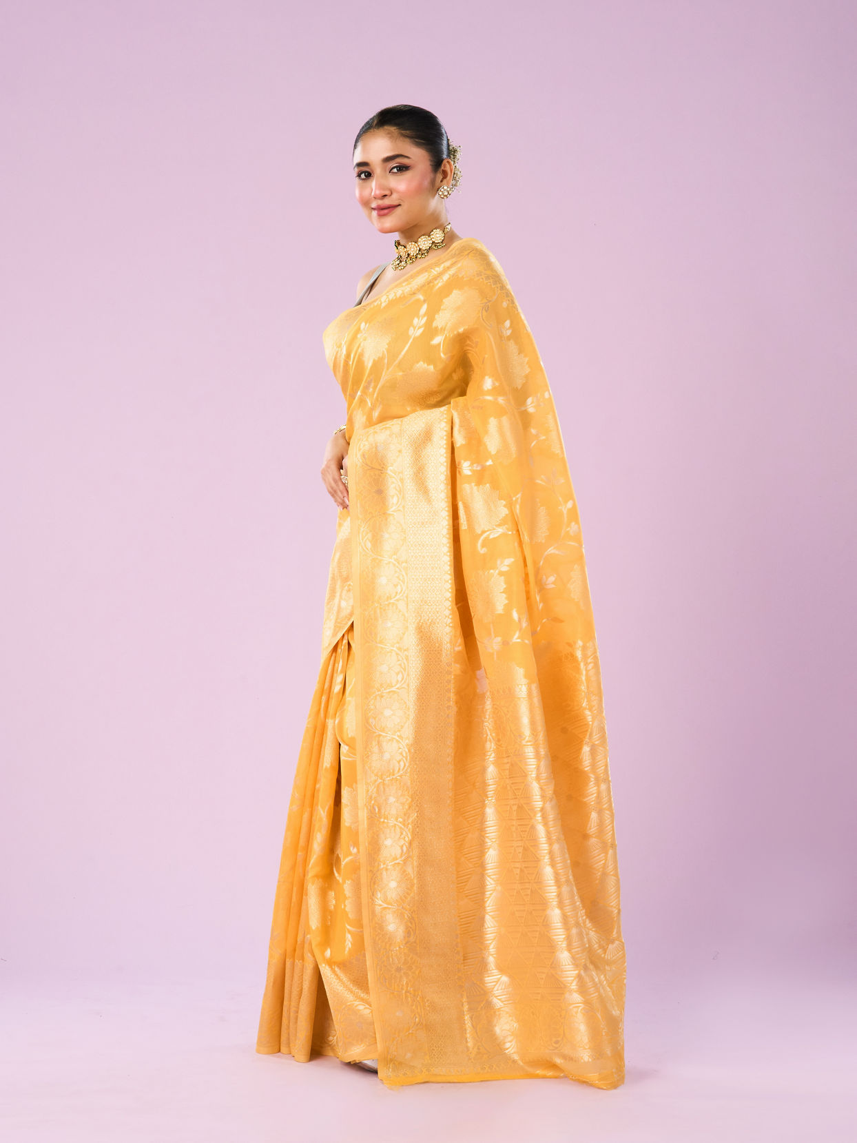 Mohey Women Sunlit Glow Saree
