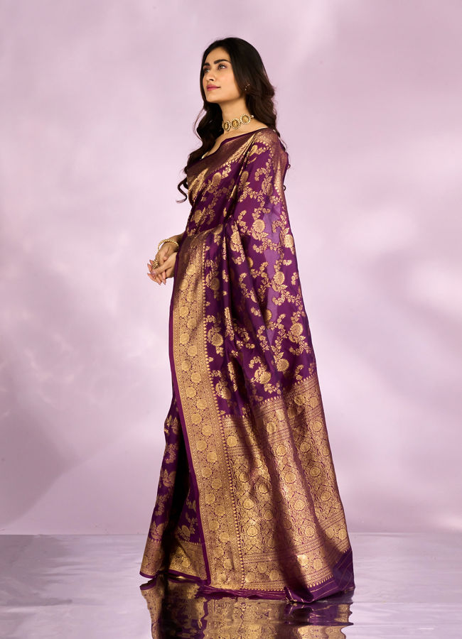 Mohey Women Exquisite Purple Elegance Saree