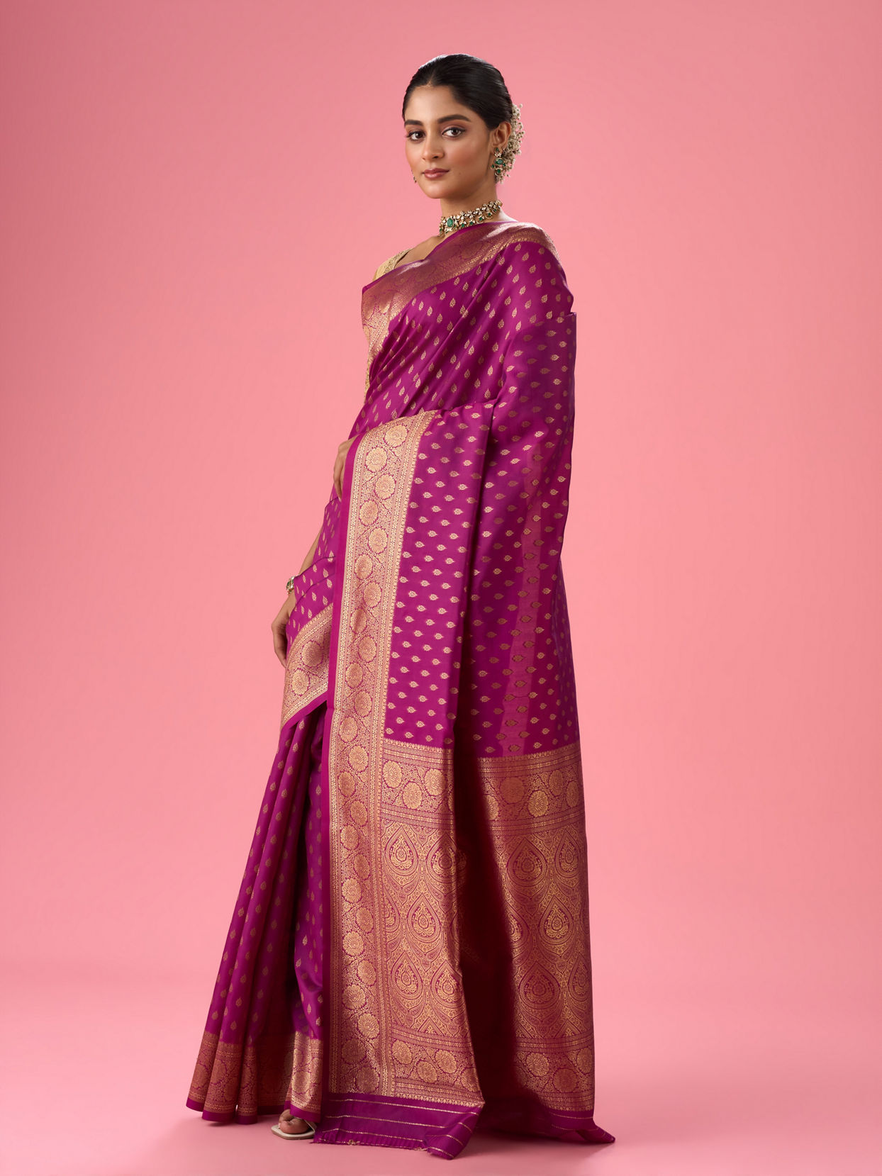 Mohey Women Wine Red Festivity Saree