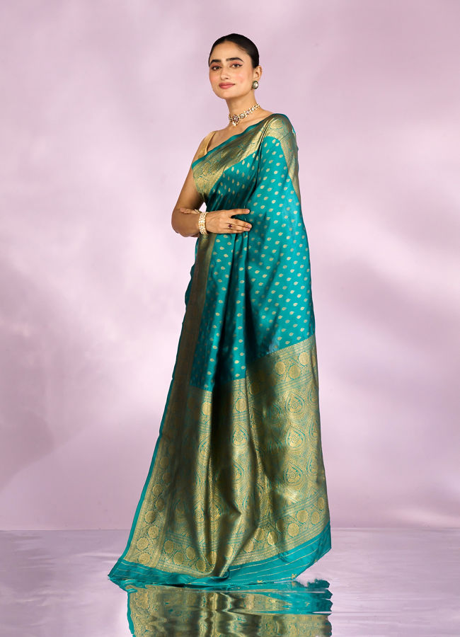 Mohey Women Gleaming Rama Green Silk Saree