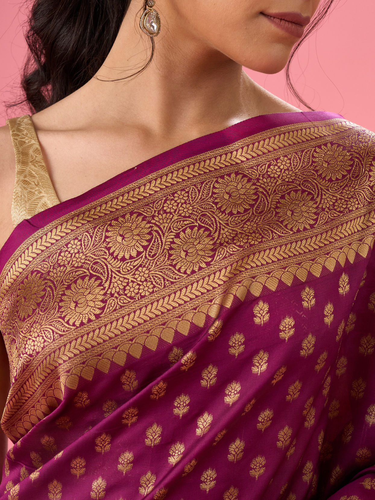 Mohey Women Wine Tint Saree Elegance