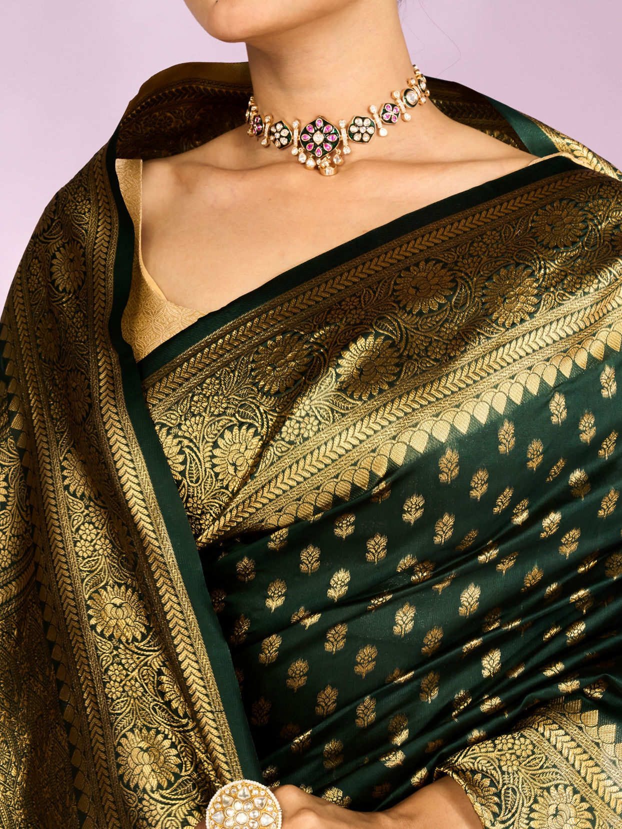 Mohey Women Enthralling Emerald Elegance Saree