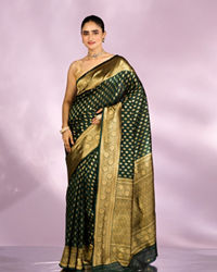 Mohey Women Enthralling Emerald Elegance Saree