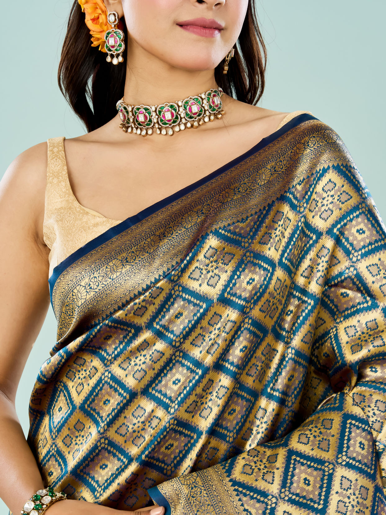 Mohey Women Blue Elegance Saree