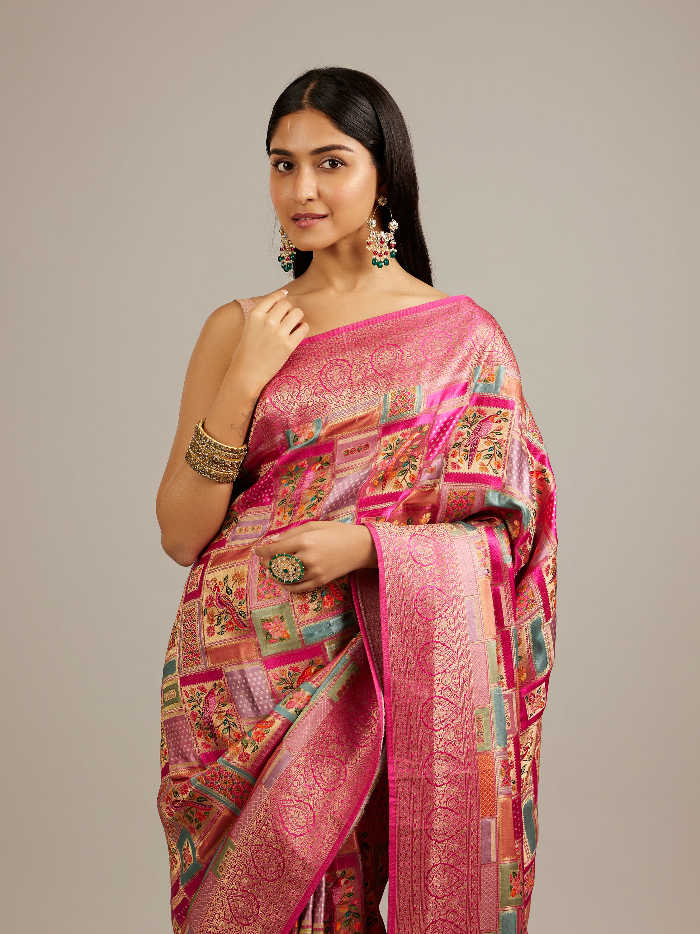 Mohey Women Rani Pink Grid Patterned Saree with Peacock Motifs
