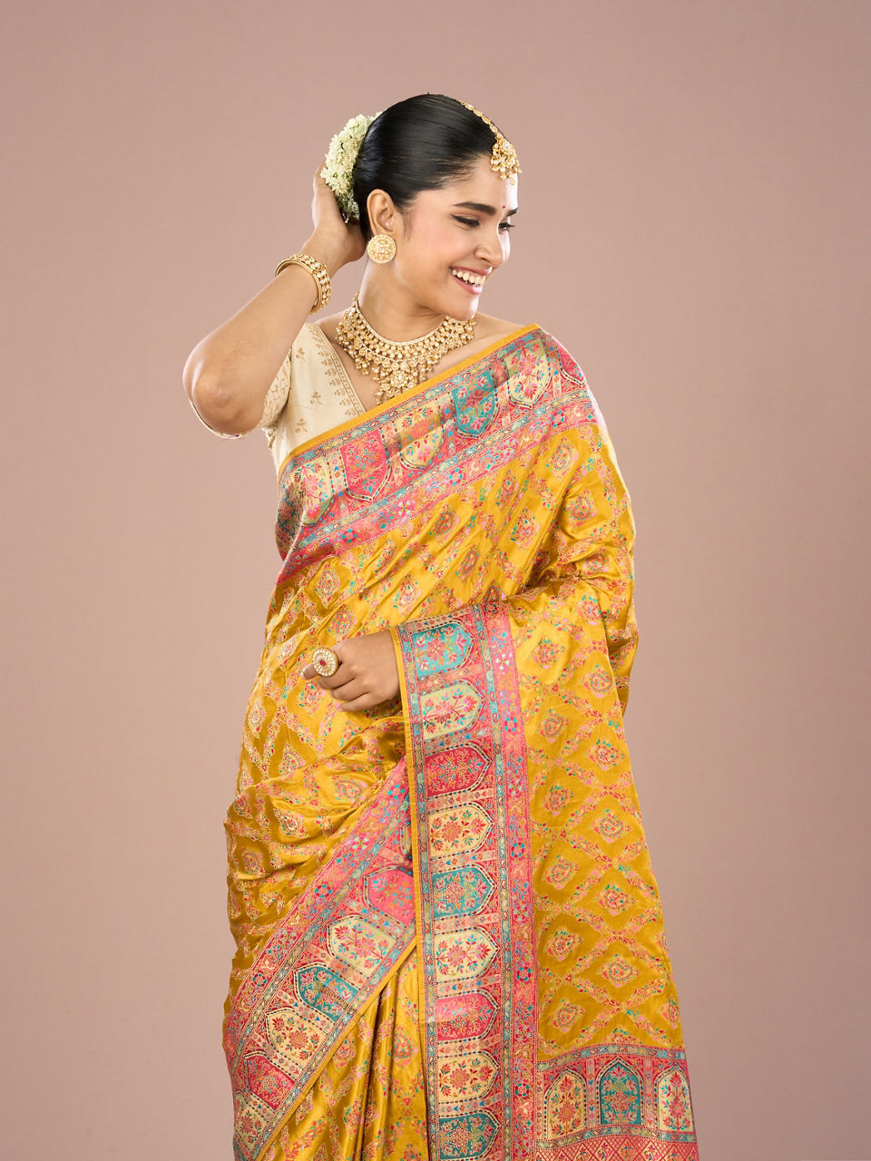 Mohey Women Mustard Yellow Satin Saree