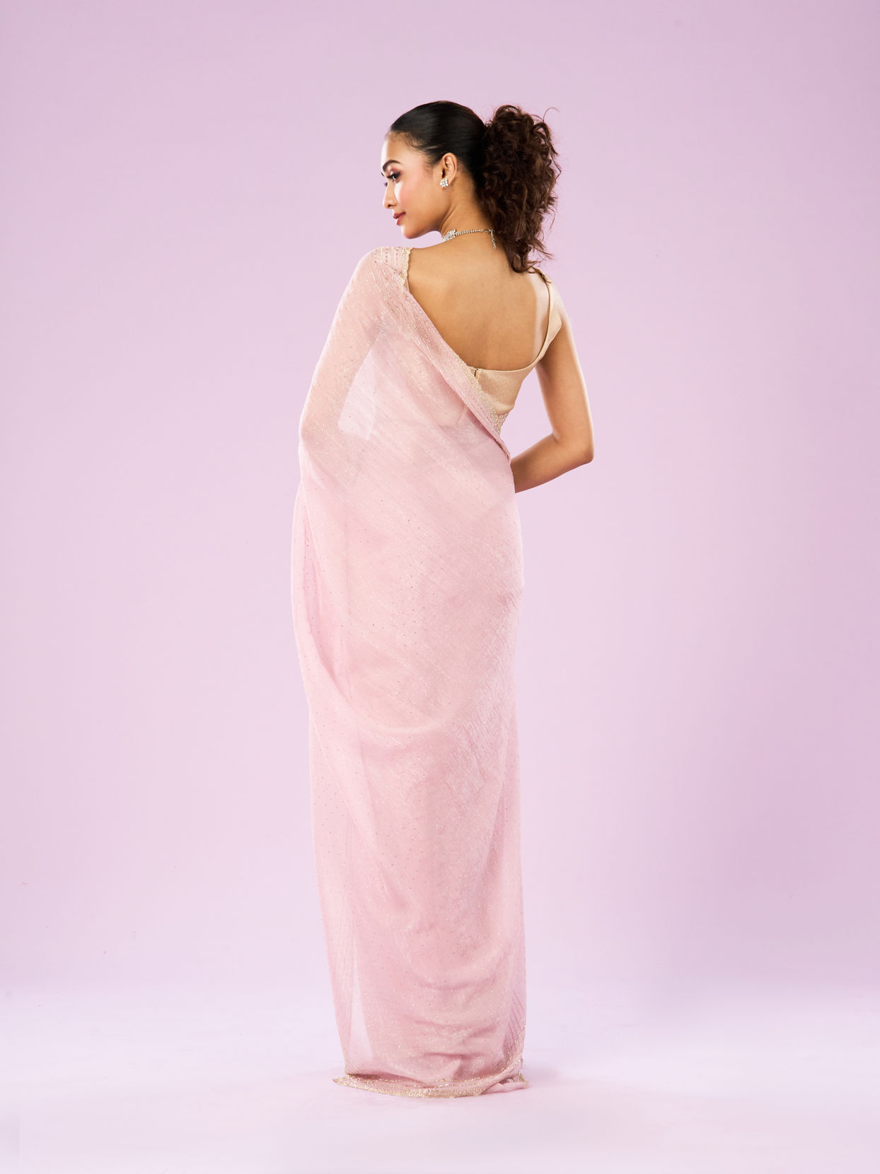 Mohey Women Elegant Pink Organza Saree
