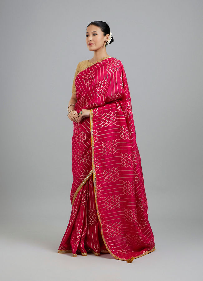Mohey Women Elegant Pink Glory Saree