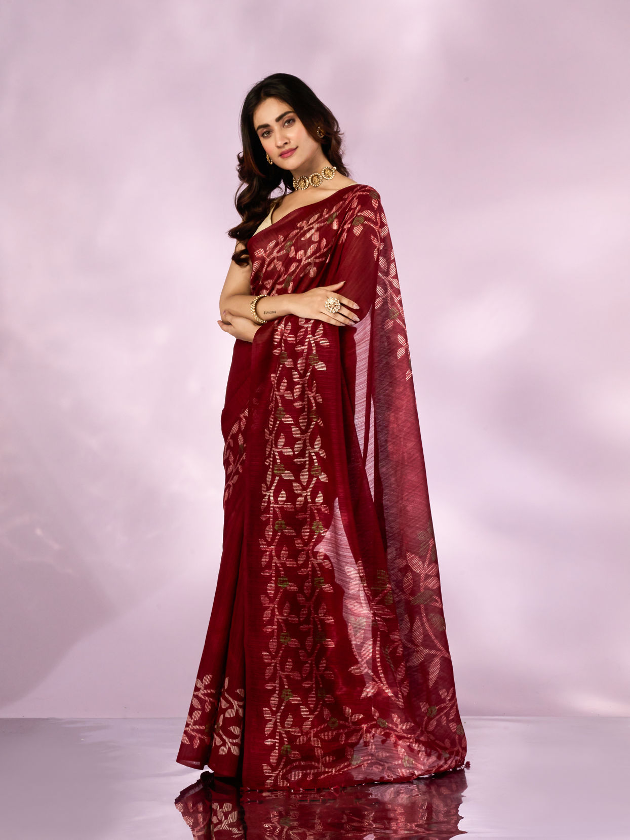 Mohey Women Maroon Majesty Saree