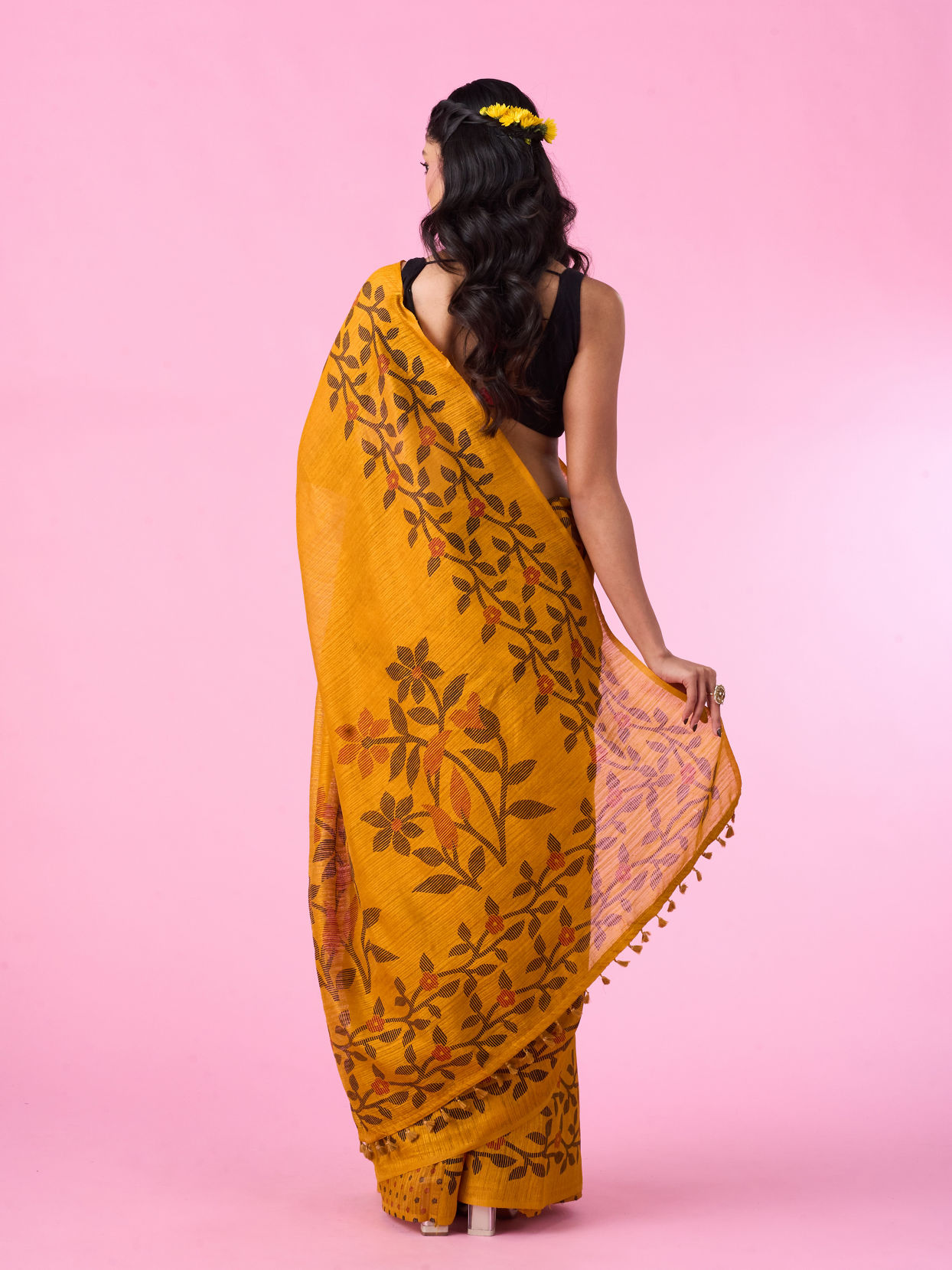 Mohey Women Sunset Glow Festive Saree