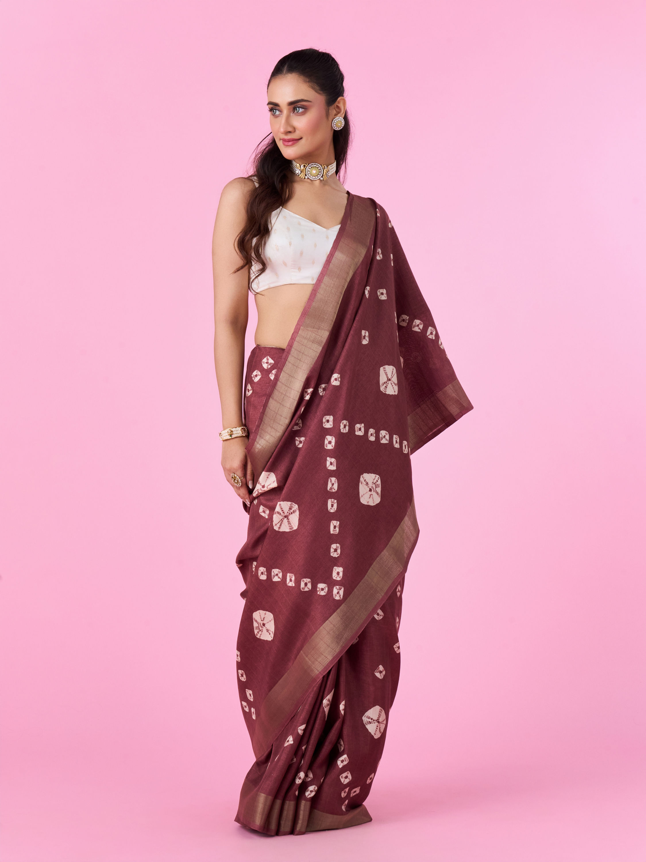 Mohey Women Brown Art Silk Splendor Saree