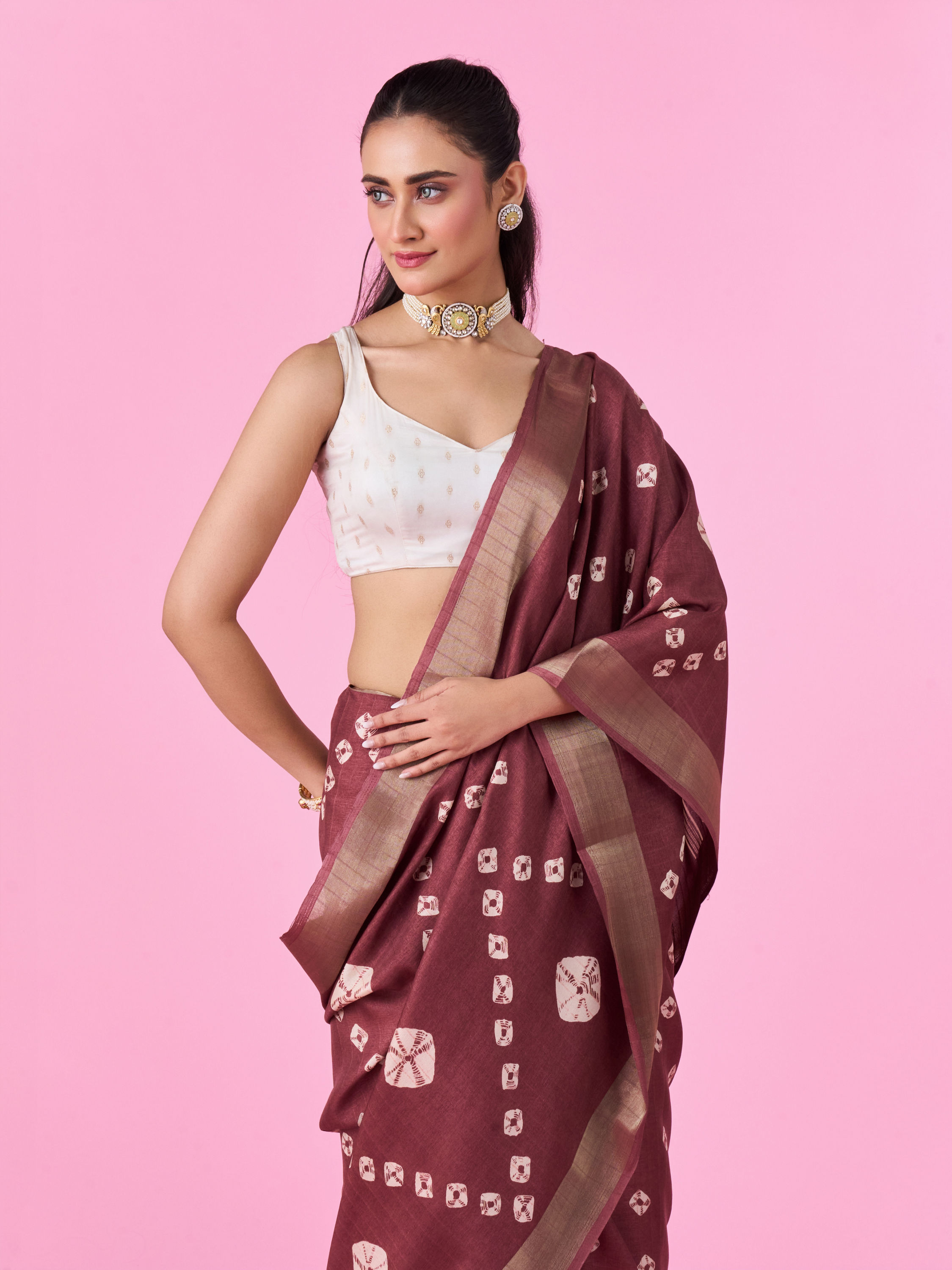 Mohey Women Brown Art Silk Splendor Saree