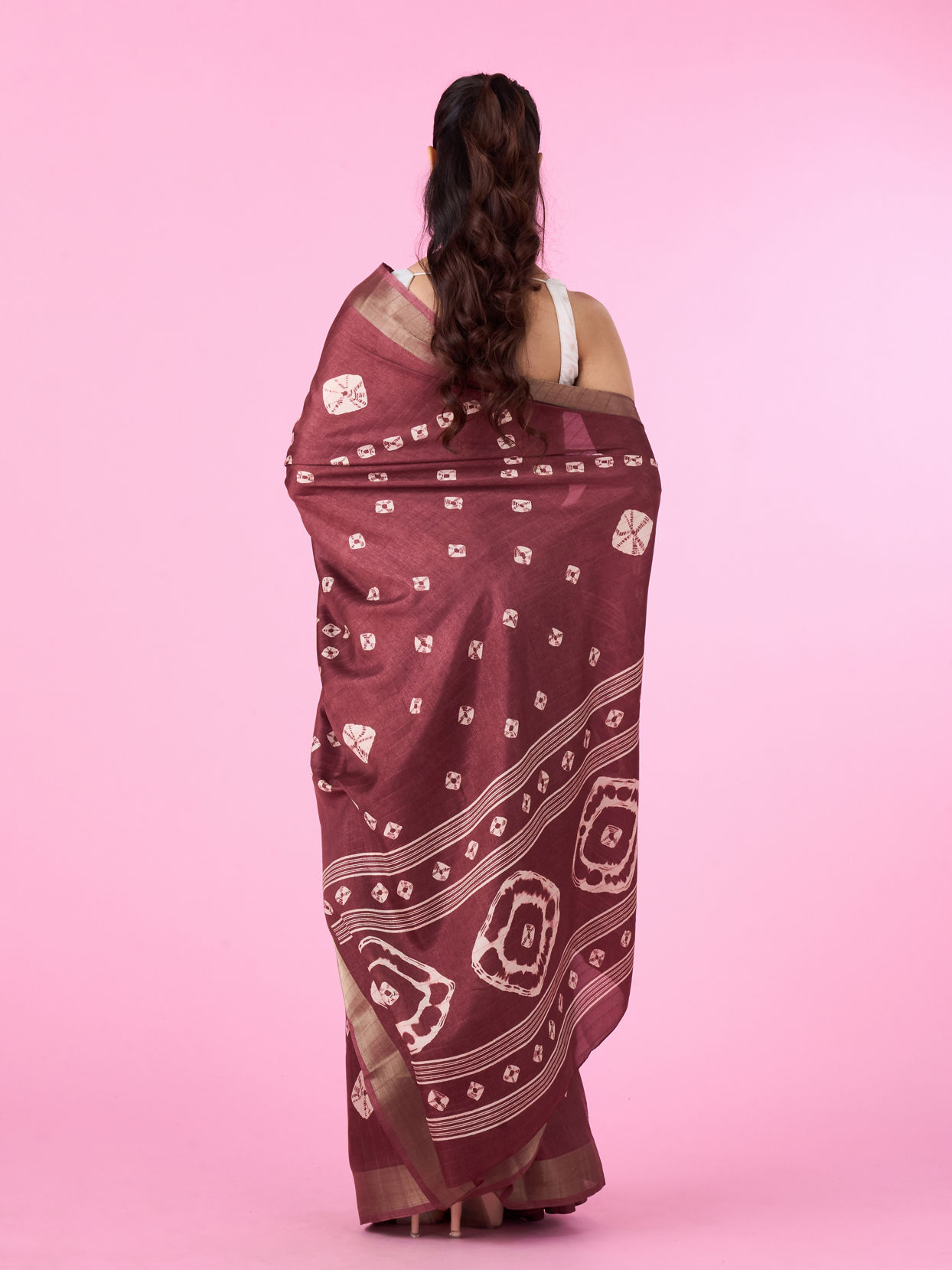 Mohey Women Brown Art Silk Splendor Saree