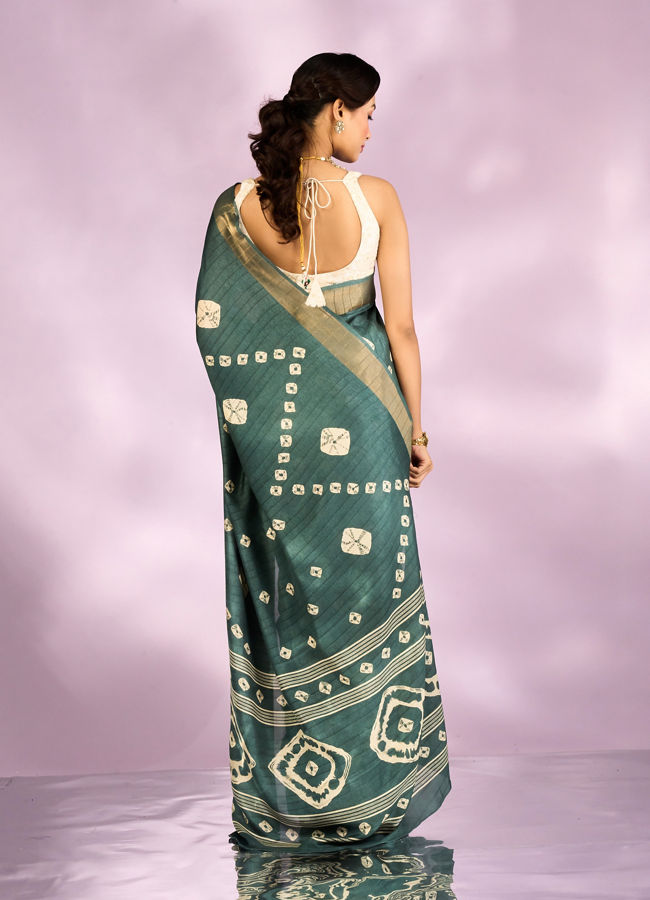Mohey Women Sea Green Elegance Saree