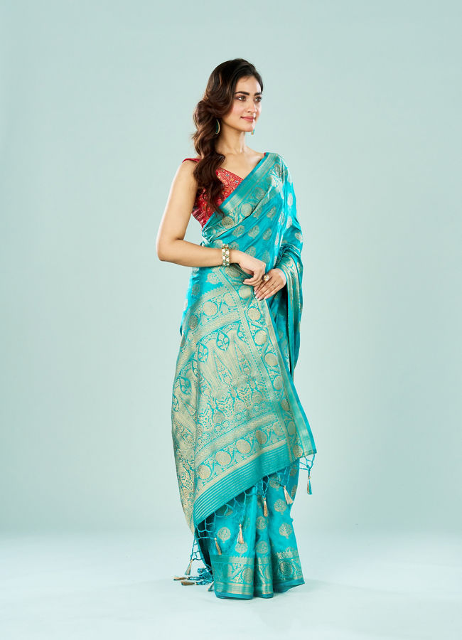 Mohey Women Ravishing Rama Green Saree