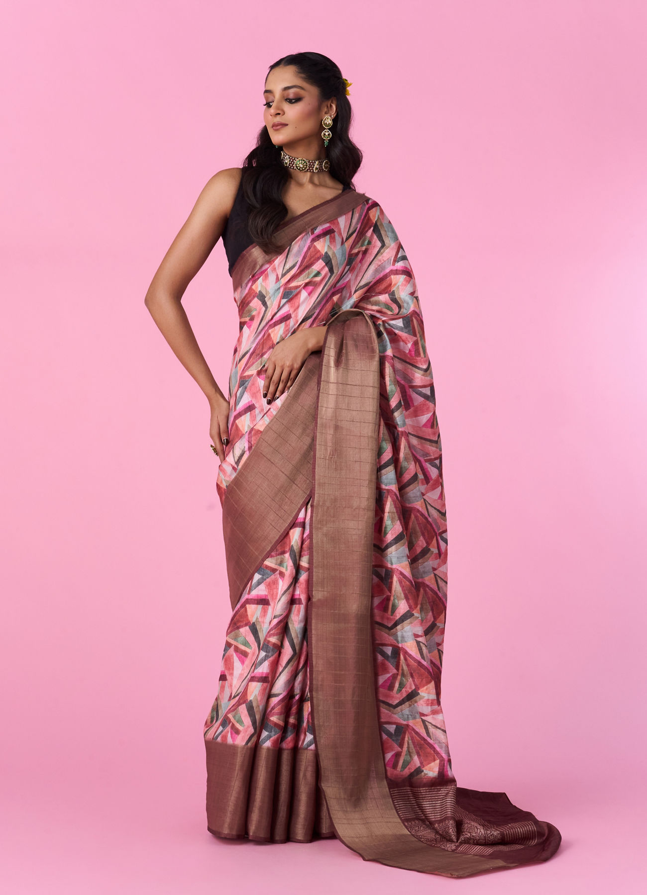Mohey Women Ravishing Brown Saree Ensemble
