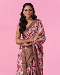 Mohey Women Ravishing Brown Saree Ensemble