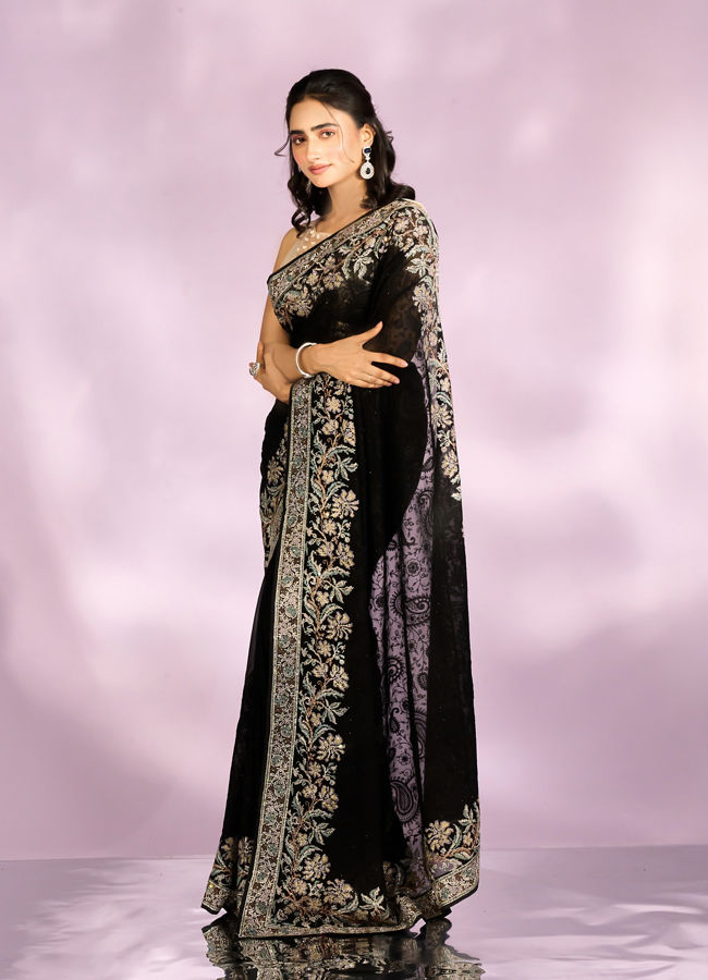 Mohey Women Black Georgette Radiance Saree