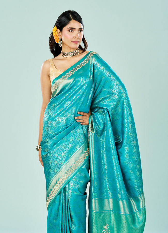 Mohey Women Ravishing Rama Green Saree