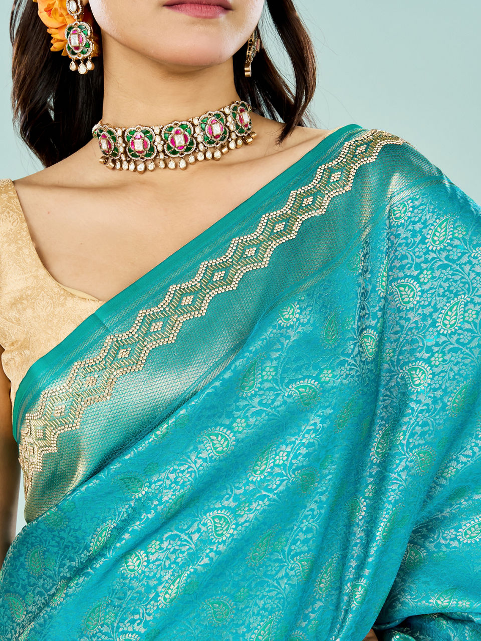 Mohey Women Ravishing Rama Green Saree