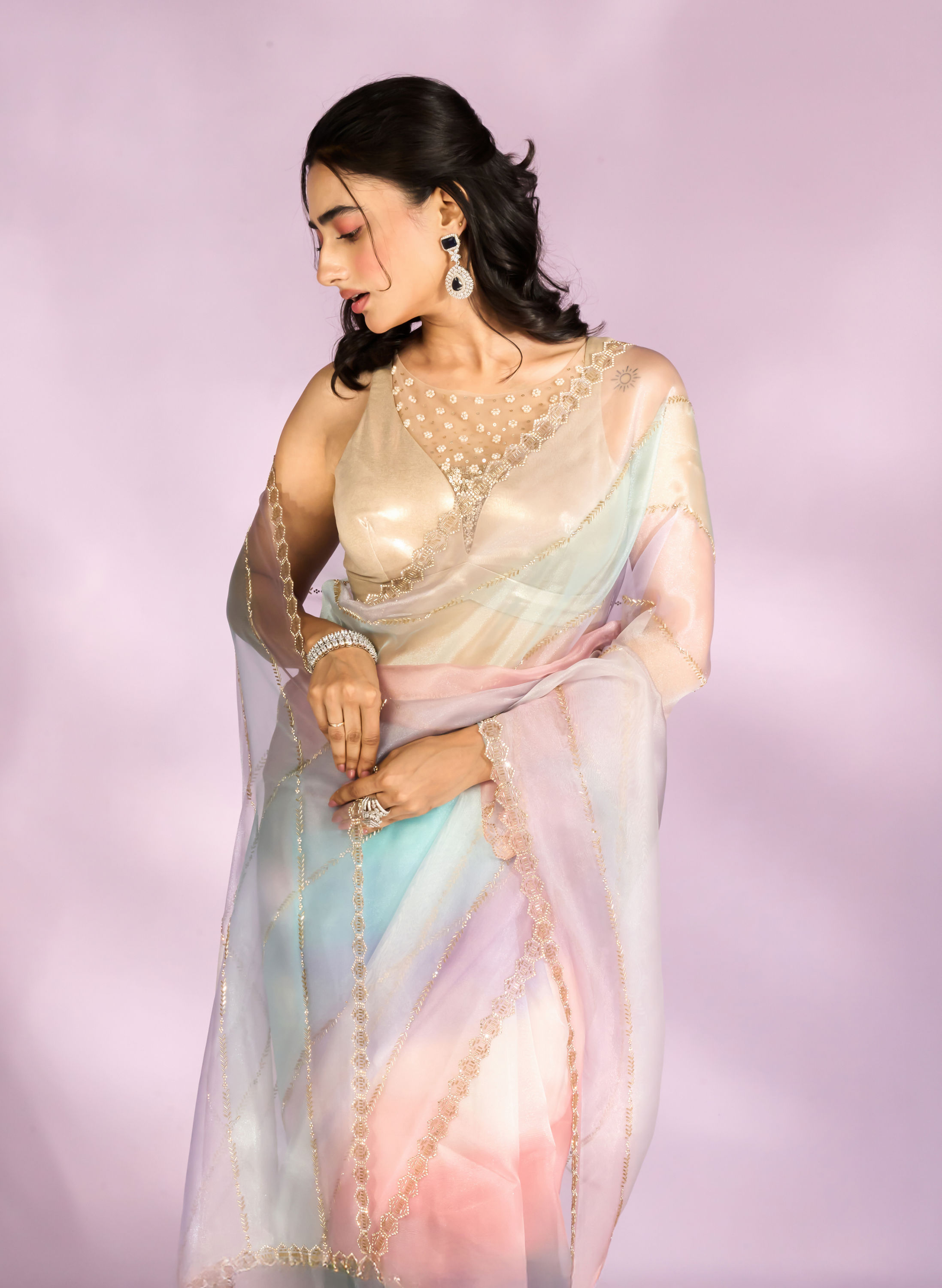 Mohey Women Elegant Pink and light blue Organza Saree