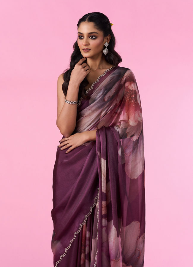 Mohey Women Enchanting Wine Chinon Saree