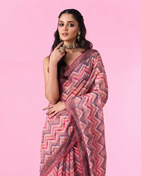 Mohey Women Pink Floral Drape Saree