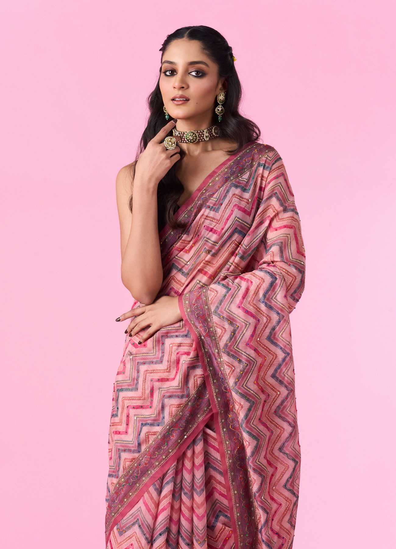 Mohey Women Pink Floral Drape Saree