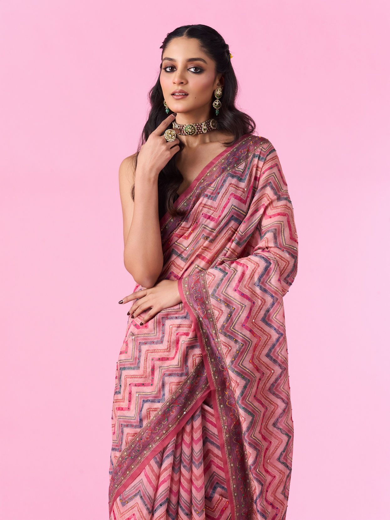 Mohey Women Pink Floral Drape Saree