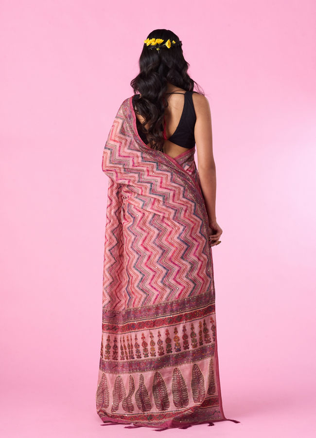 Mohey Women Pink Floral Drape Saree