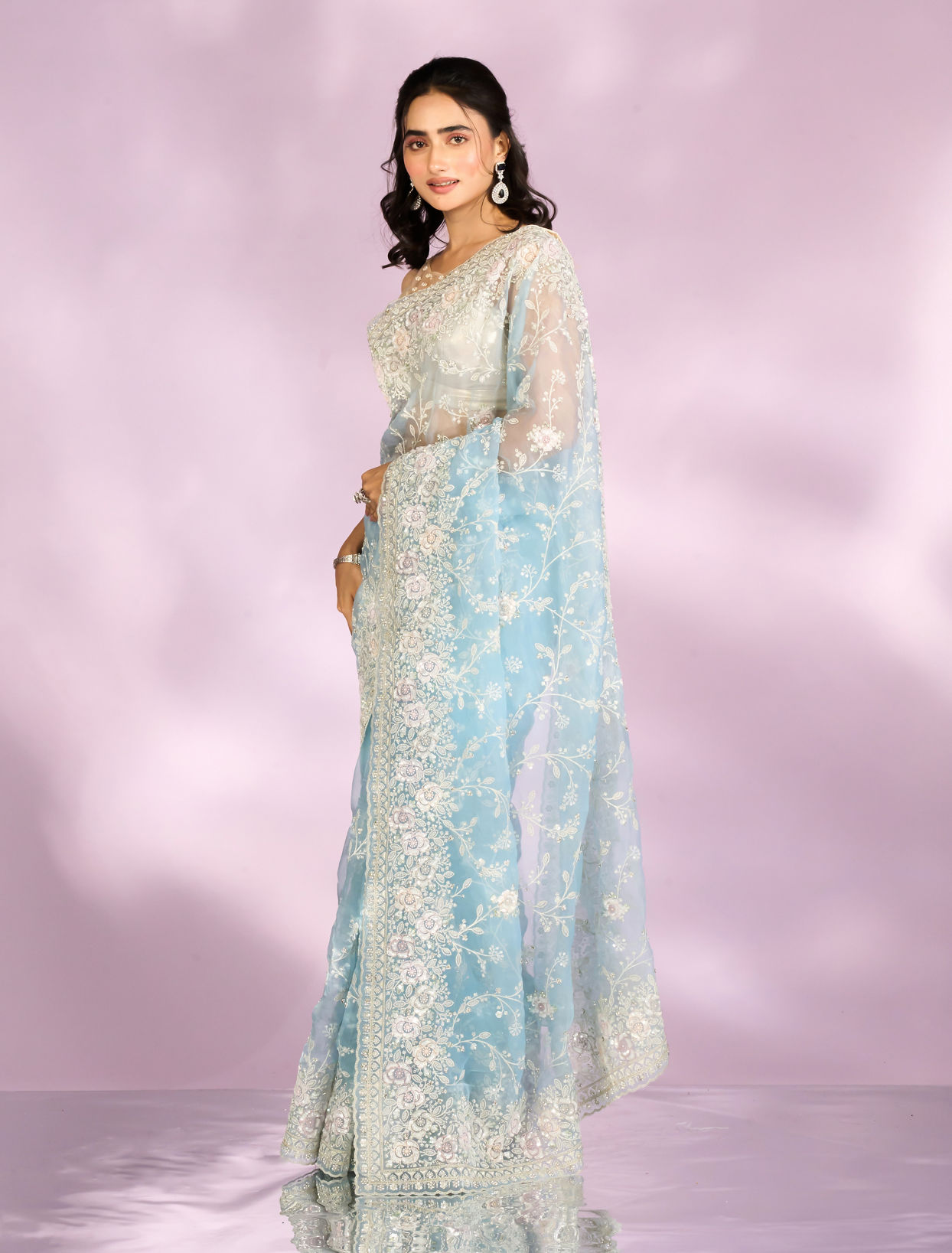 Mohey Women Mesmerizing Light Blue Organza Saree