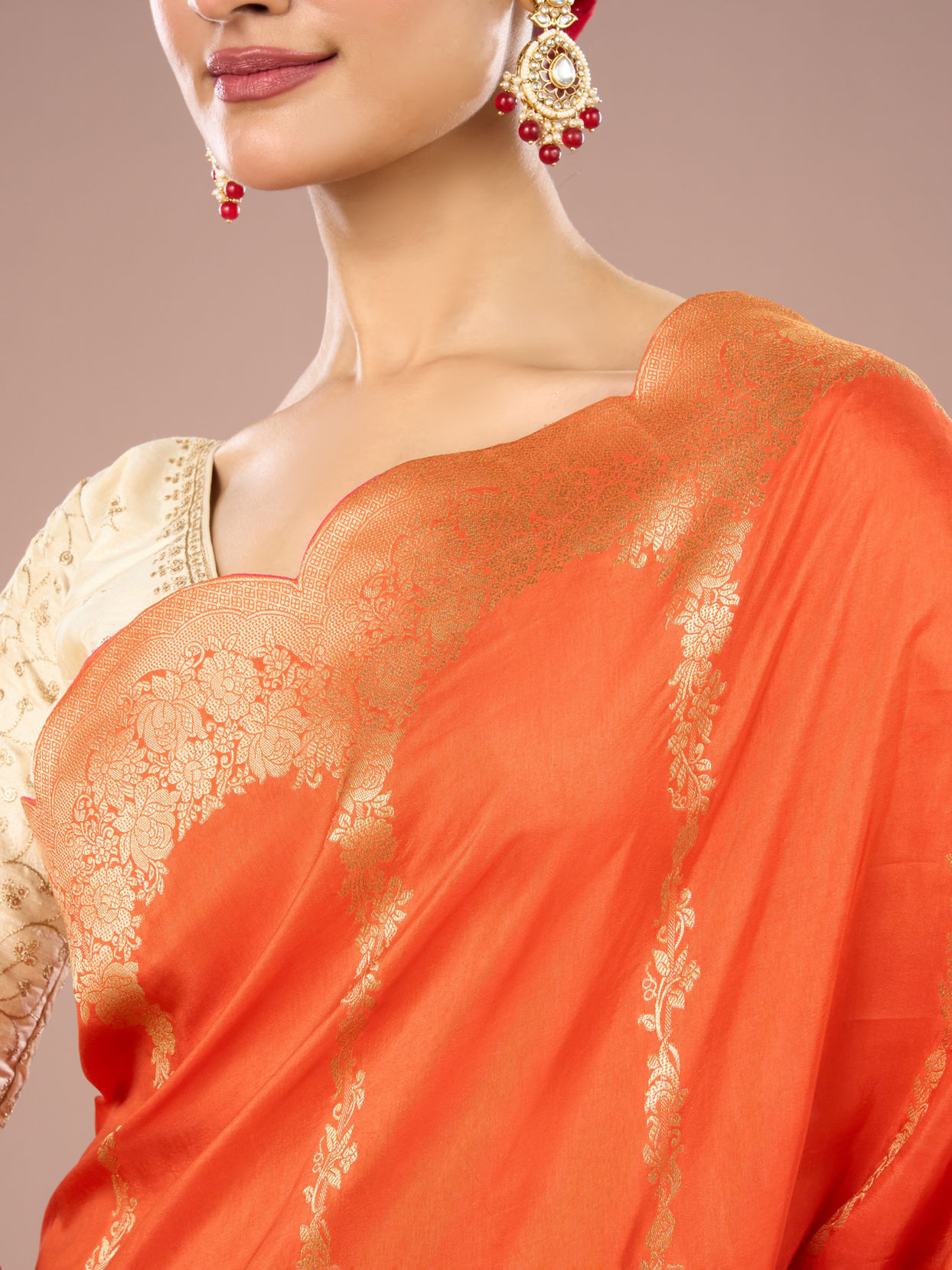Mohey Women Radiant Orange Silk Saree