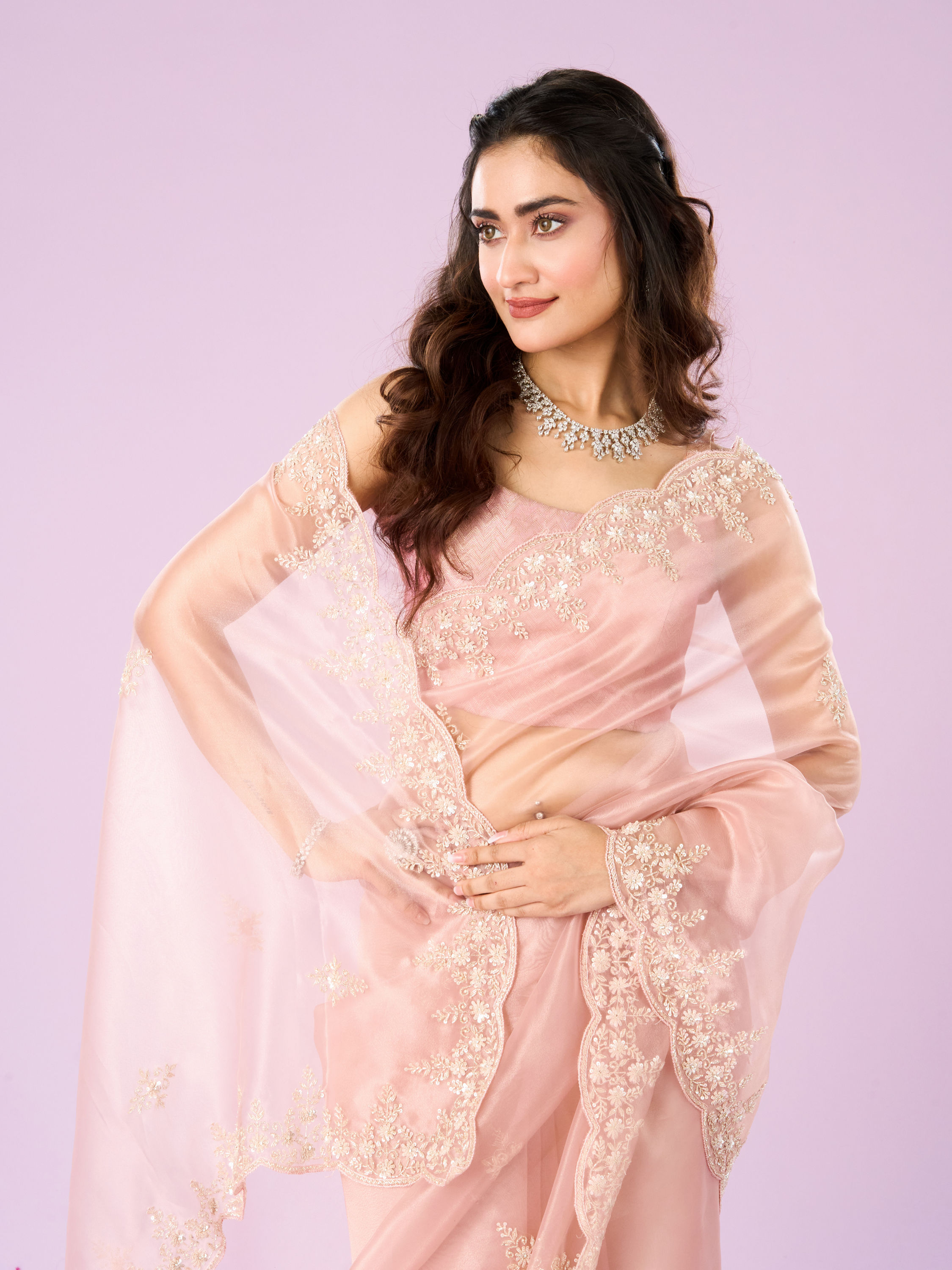 Mohey Women Pink Organza Extravaganza Saree