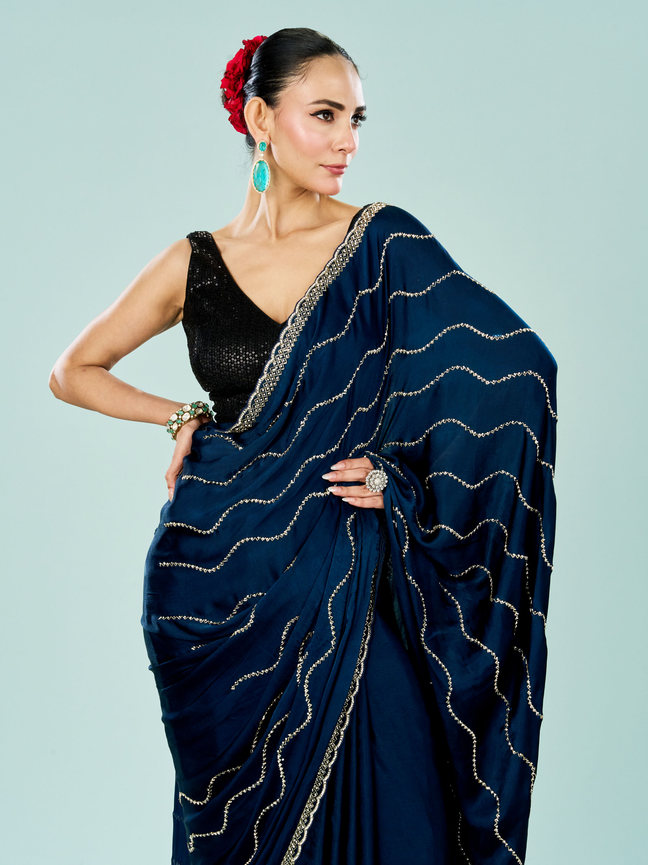 Mohey Women Indigo Blue Satin Saree