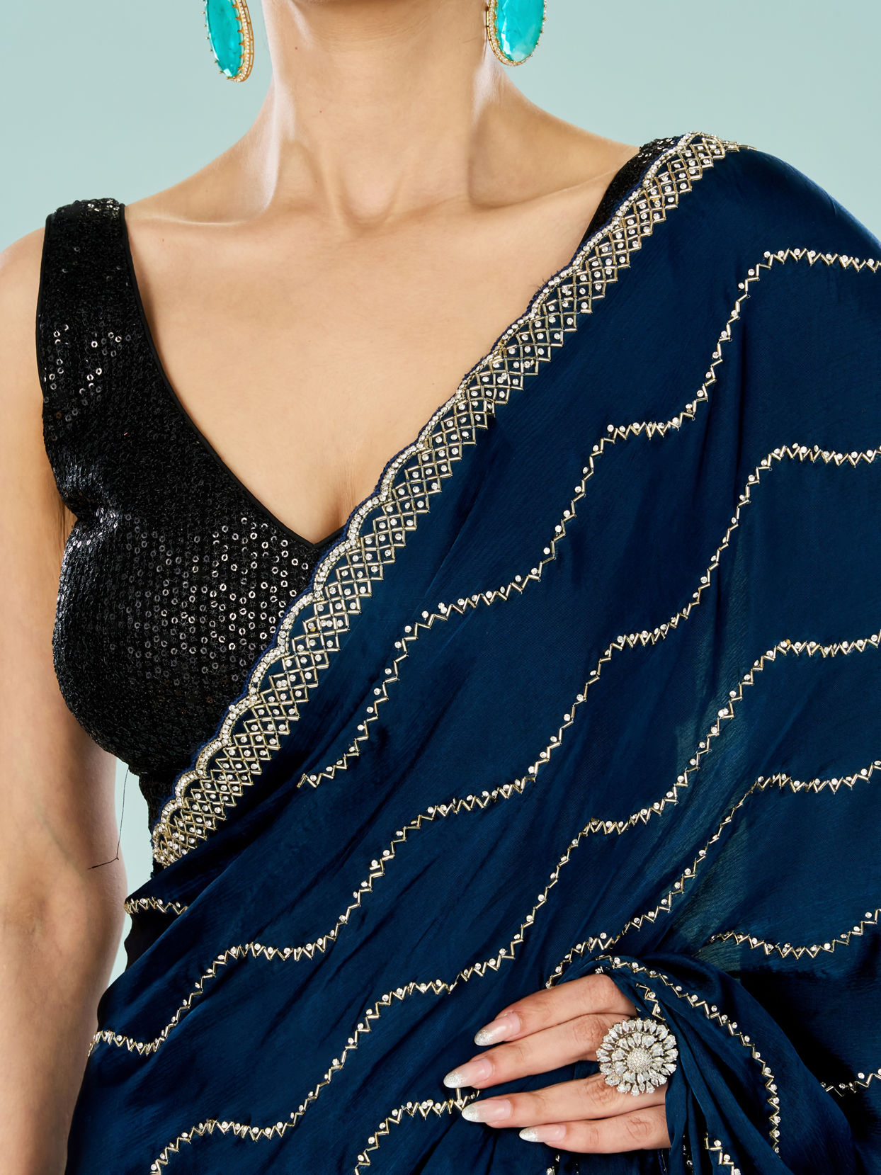 Mohey Women Indigo Blue Satin Saree