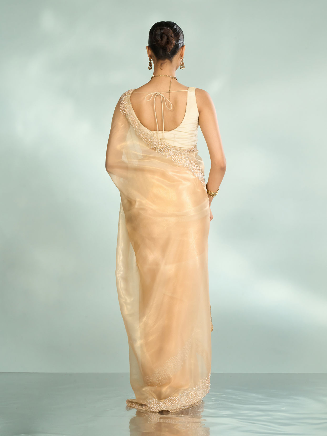 Mohey Women Ethereal Beige Organza Saree