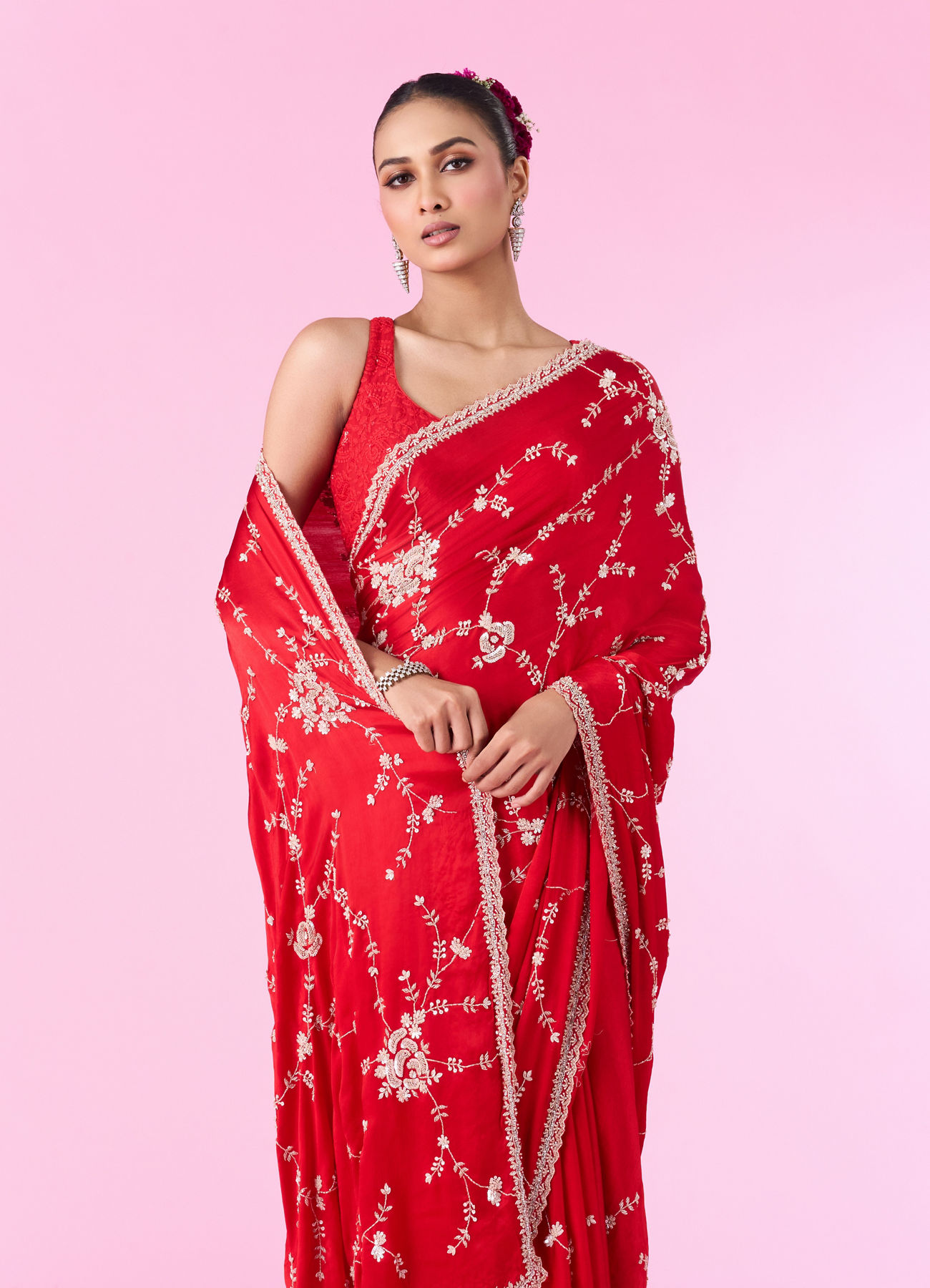 Mohey Women Elegant Red Chinon Bridal Saree