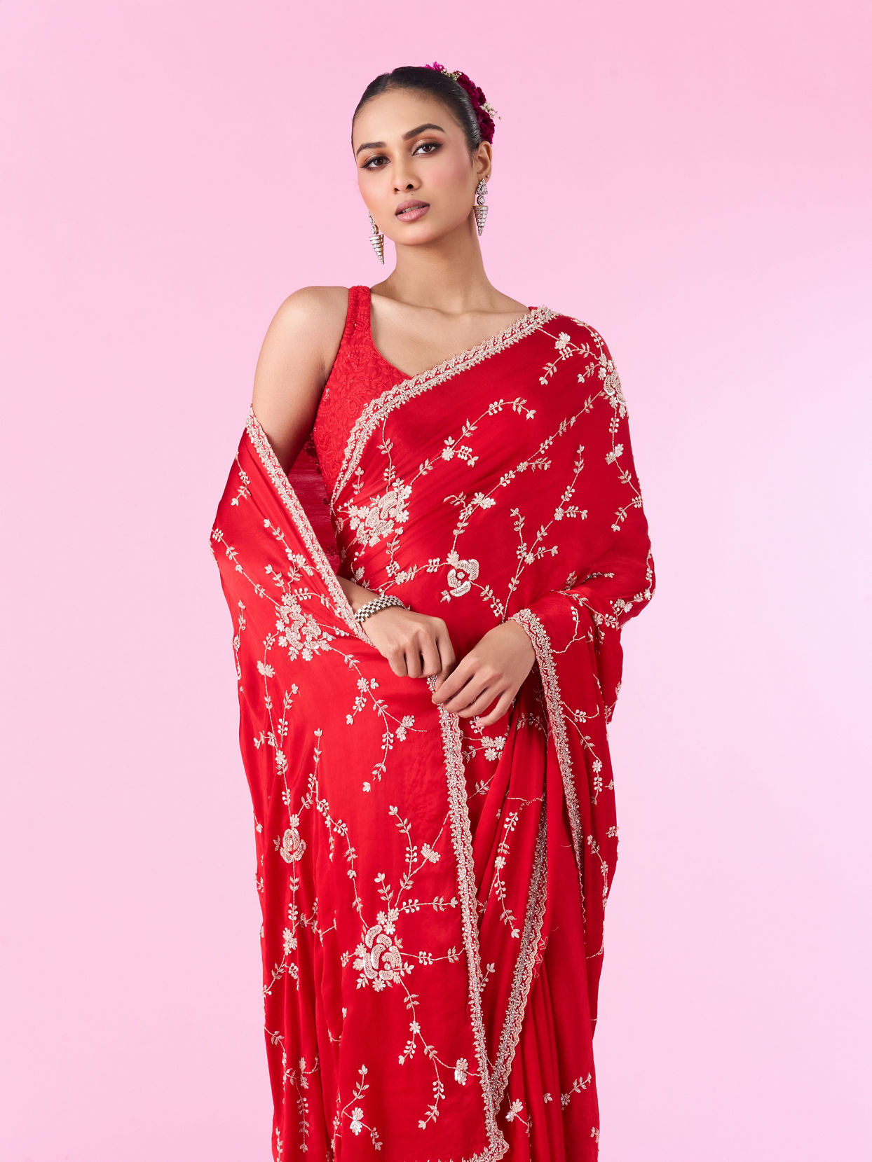 Mohey Women Elegant Red Chinon Bridal Saree