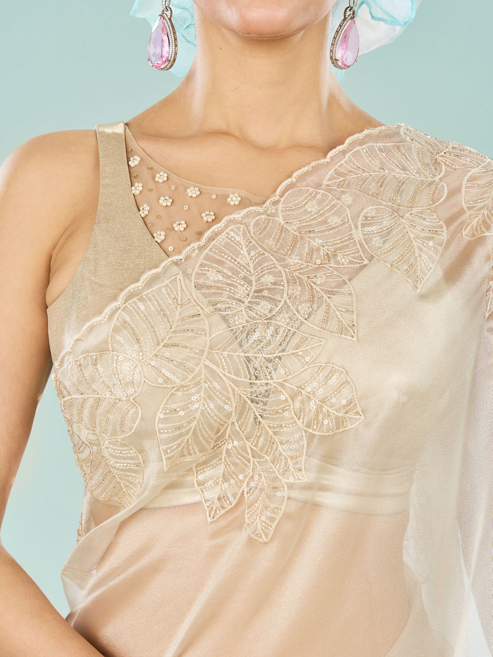 Mohey Women Cream Colored Vision of Elegance Saree