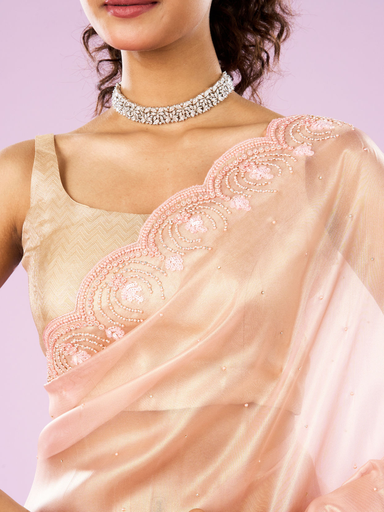 Mohey Women Ravishing Pink Organza Saree