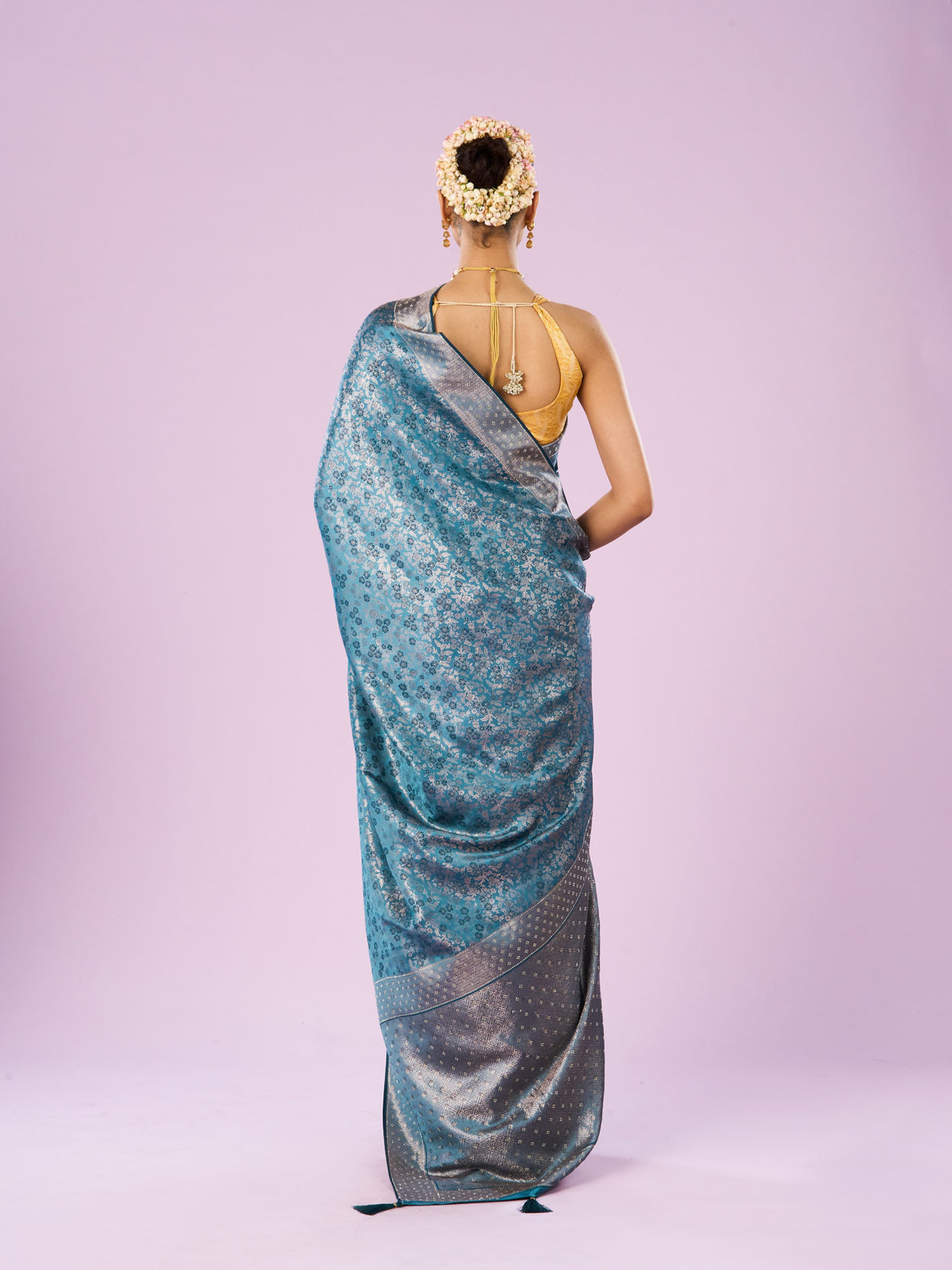 Mohey Women Ethereal Light Blue Saree