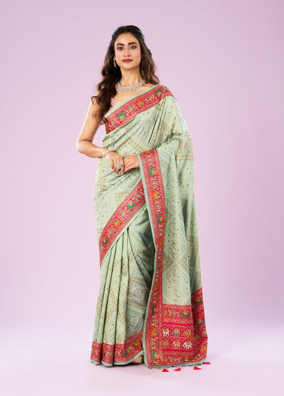 Mohey Women Sea Green Splendor Saree