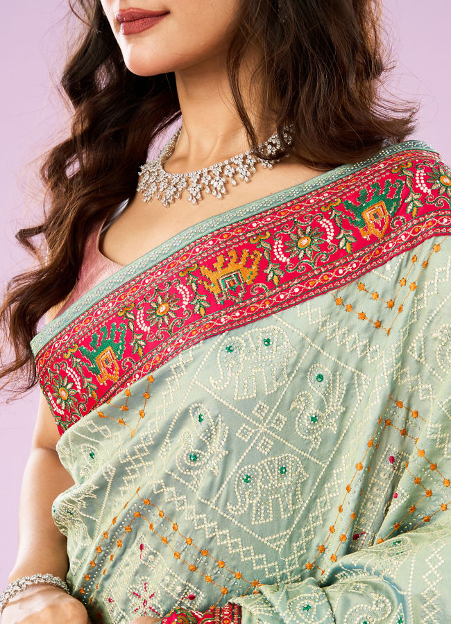 Mohey Women Sea Green Splendor Saree