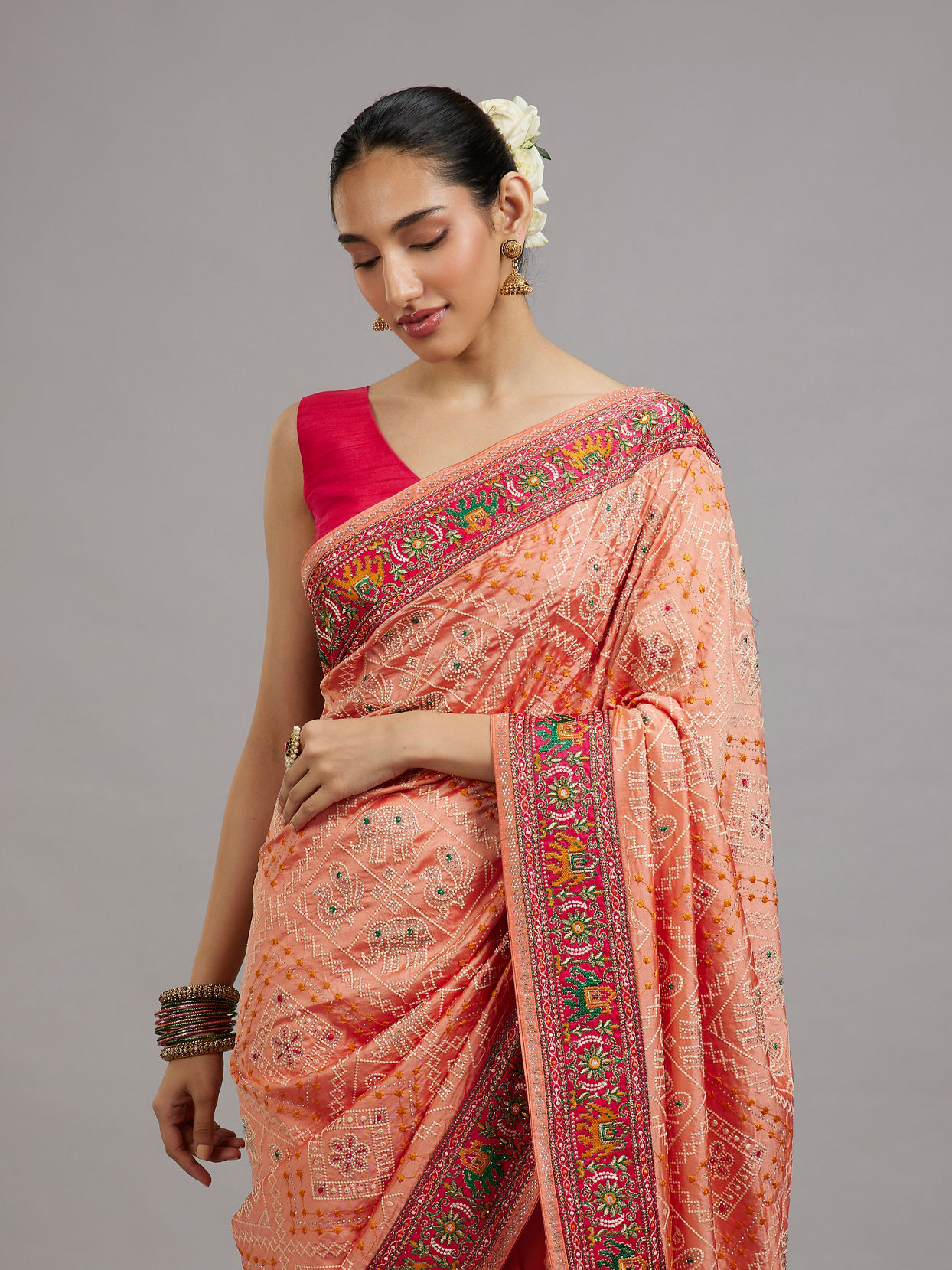 Mohey Women Peach Elegance Saree
