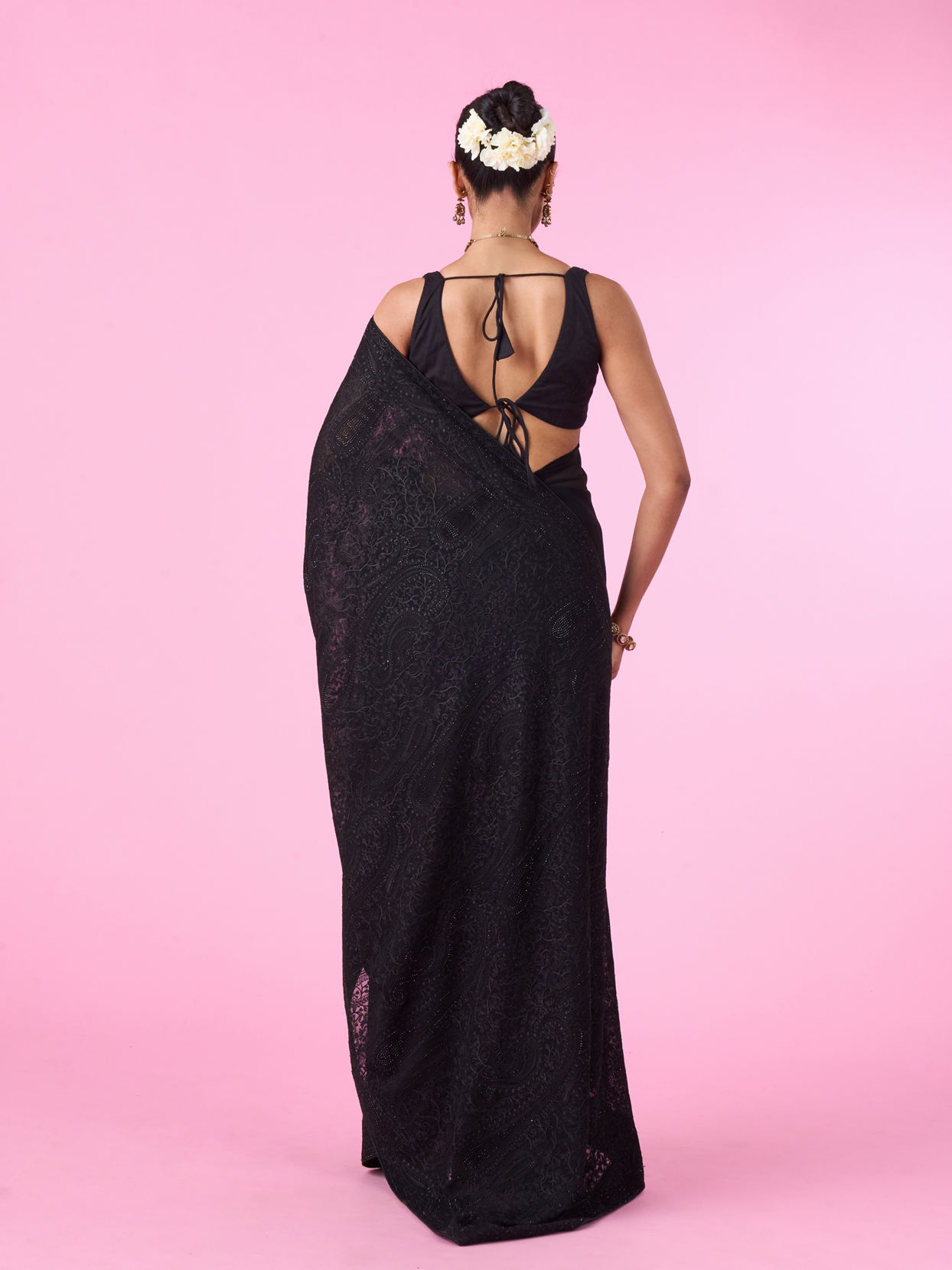 Mohey Women Elegant Black Georgette Saree