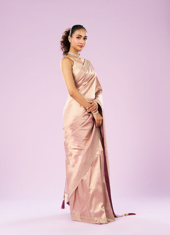 Mohey Women Purple Radiance Saree